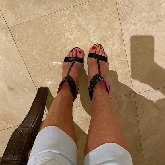 Authentic Manolo Blahnik black high heal sandals - Picture 16 of 16